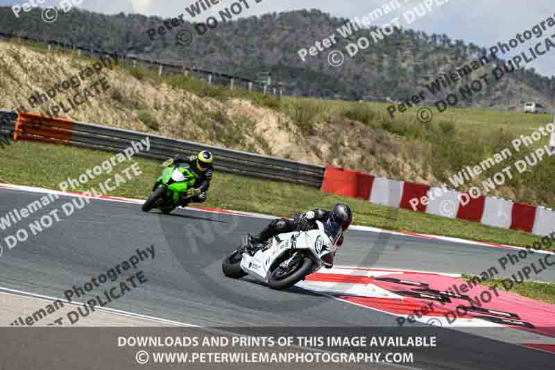 cadwell no limits trackday;cadwell park;cadwell park photographs;cadwell trackday photographs;enduro digital images;event digital images;eventdigitalimages;navarra;no limits trackdays;peter wileman photography;racing digital images;trackday digital images;trackday photos